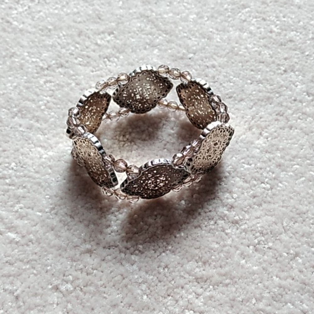 Pretty Filigree and beaded bracelet